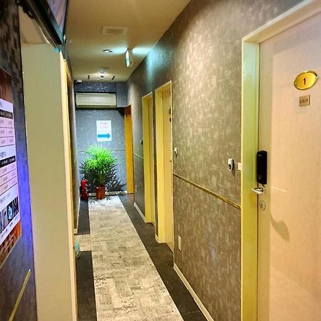 誠家　Makoto Hostel Tokió Kültér fotó
