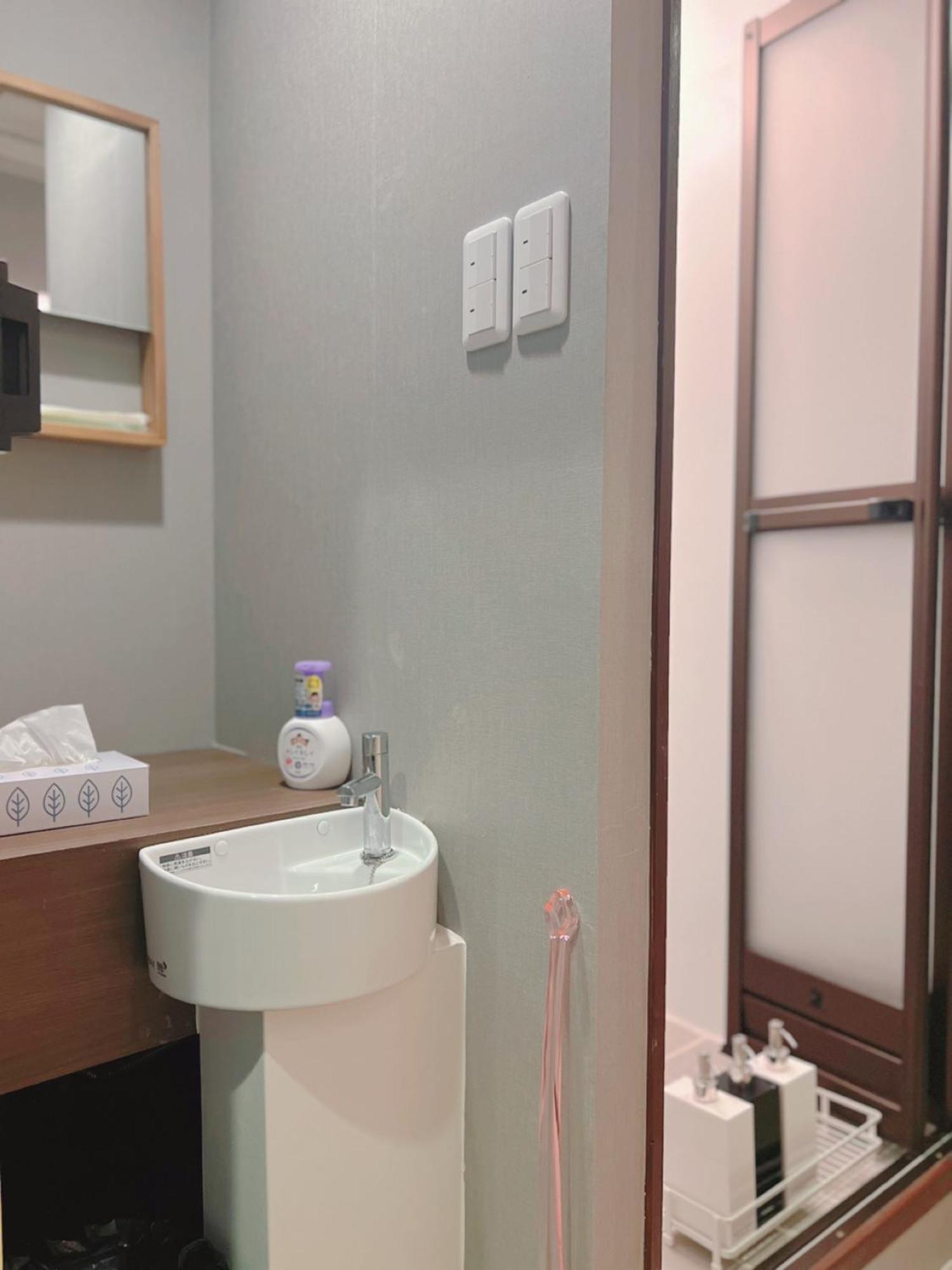 誠家　Makoto Hostel Tokió Kültér fotó